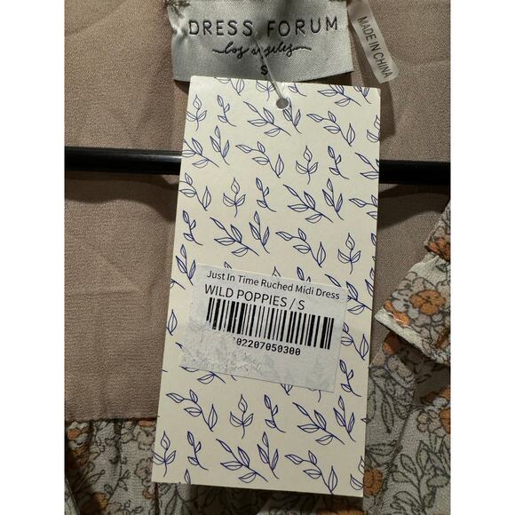 NWT Dress Forum Just in Time Ruched Midi Dress wild poppies size small - Picture 11 of 16